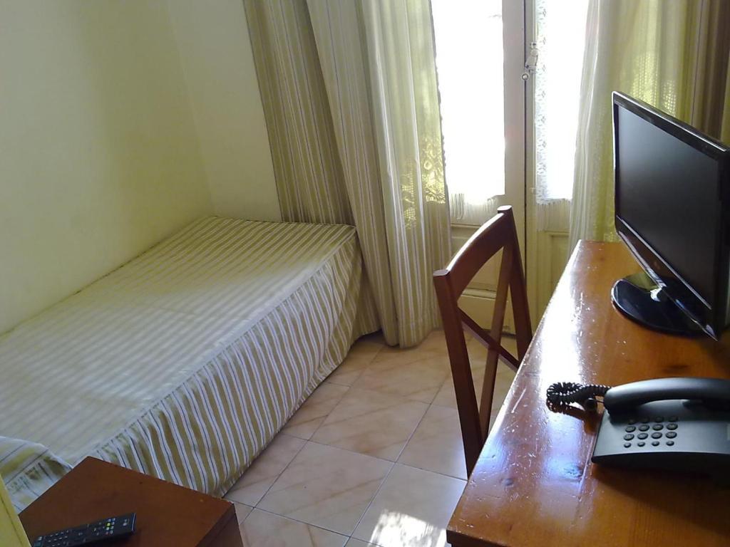 Hotel Toledano Ramblas Barcelona Zimmer foto