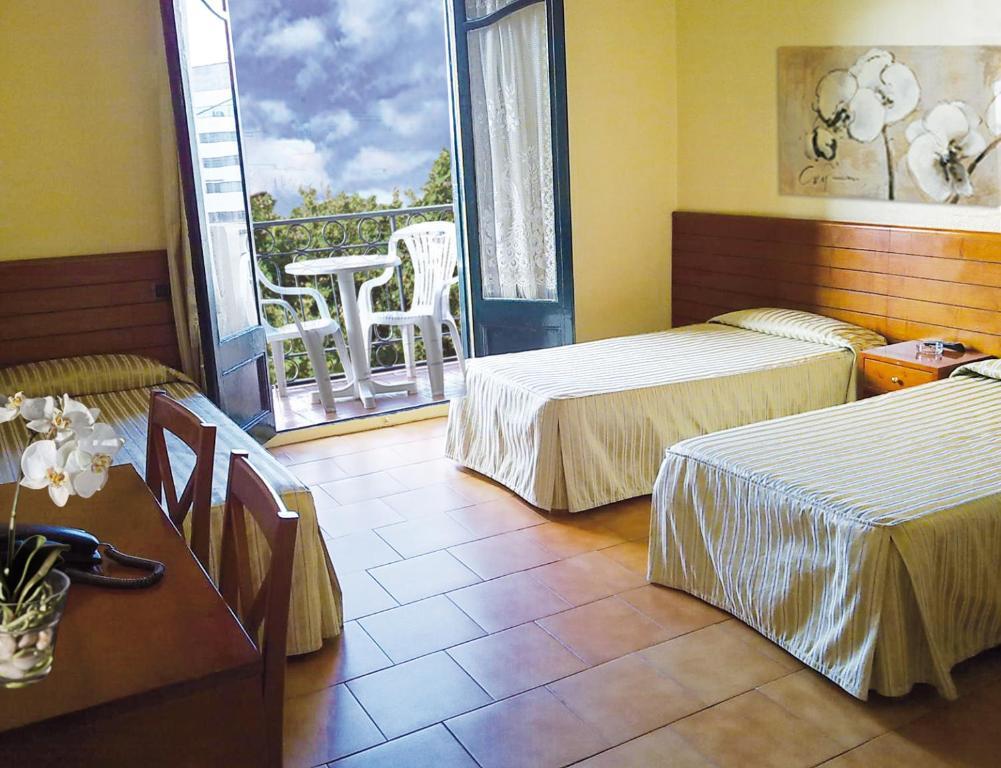 Hotel Toledano Ramblas Barcelona Zimmer foto