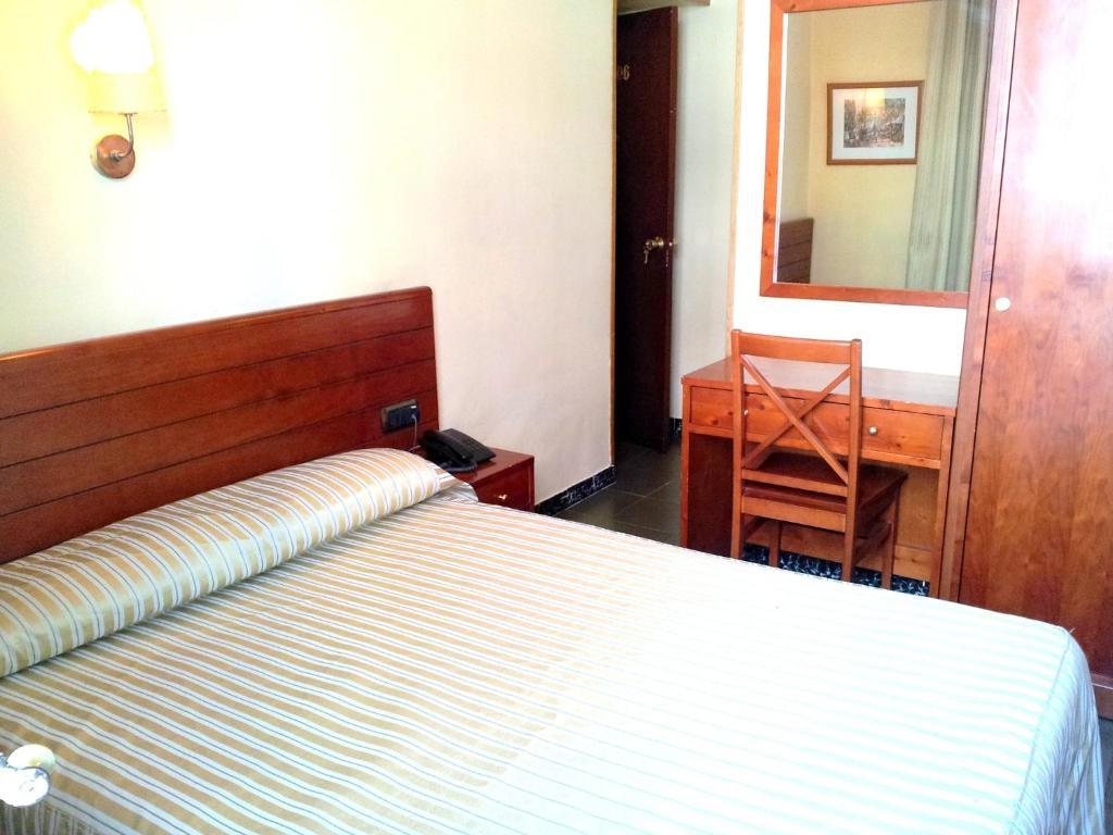 Hotel Toledano Ramblas Barcelona Zimmer foto