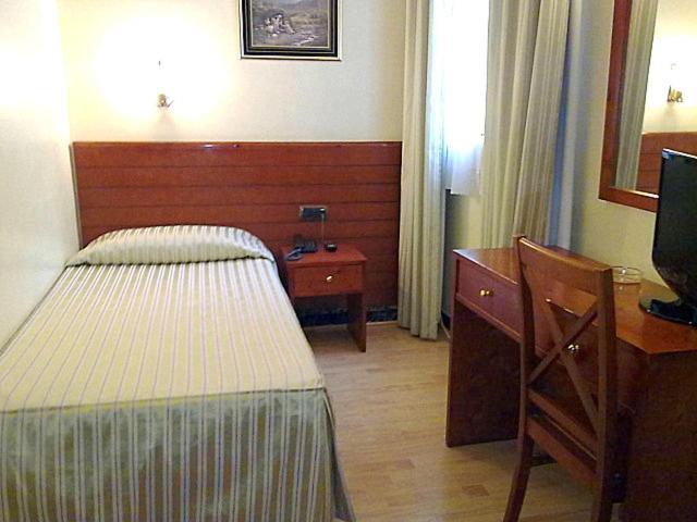 Hotel Toledano Ramblas Barcelona Zimmer foto